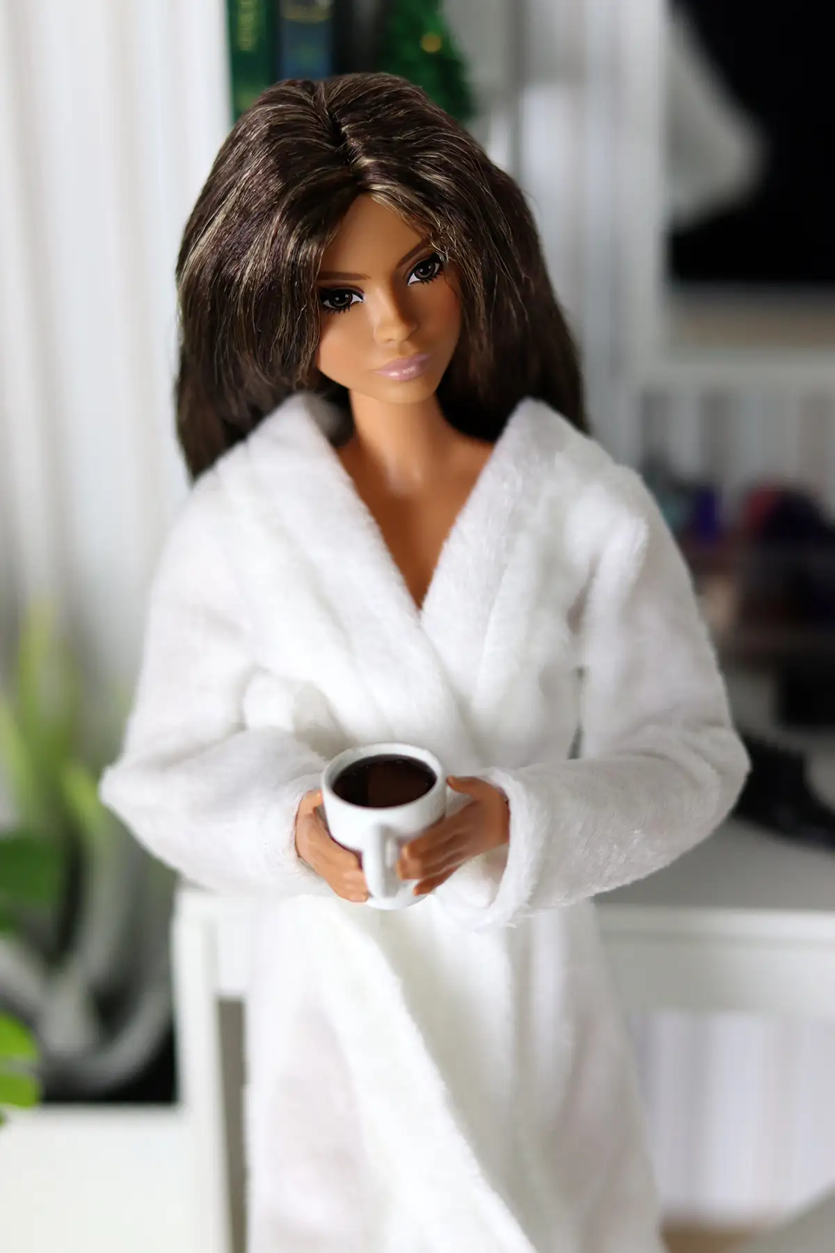 Morning coffee portrait of Barbie Looks Lina doll