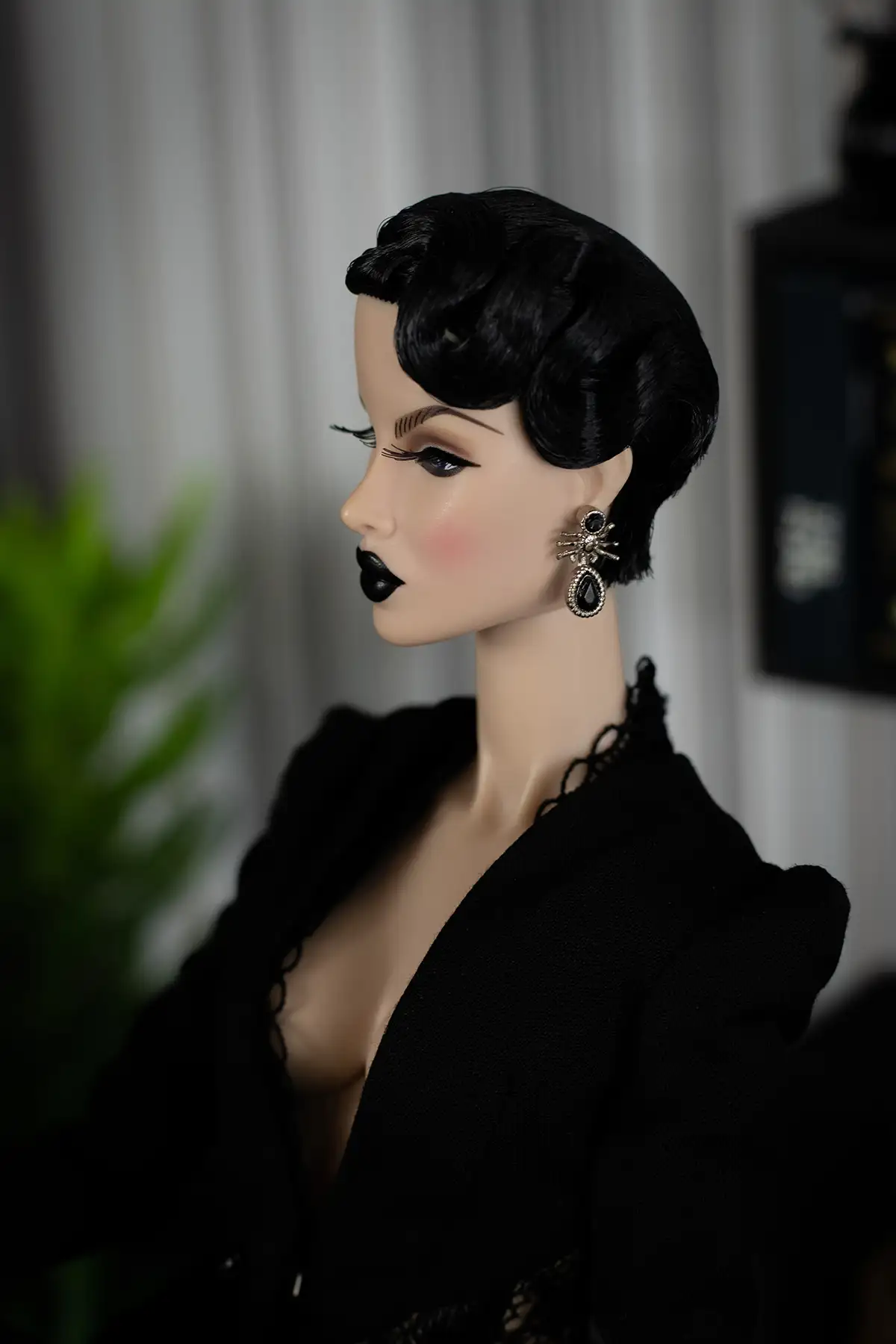 Profile portrait of Eugenia Perrin-Frost doll