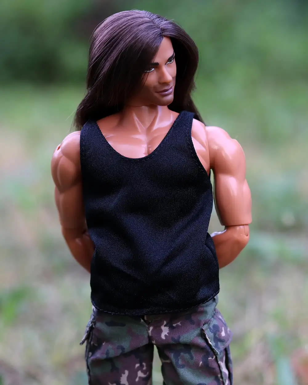 Full-length view of Jude Deveraux The Raider Ken