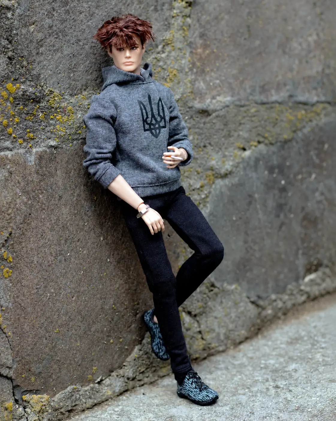Full-length view of Power Vibes Tae Min Jee